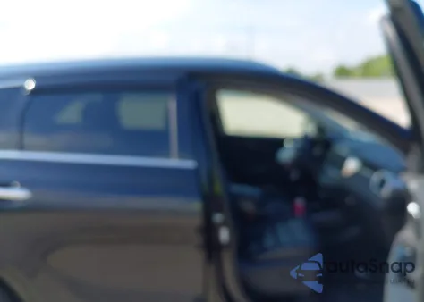 2017 Kia Sorento 3.3L Sx z USA, uszkodzony, nr VIN 5XYPK4A56HG294990